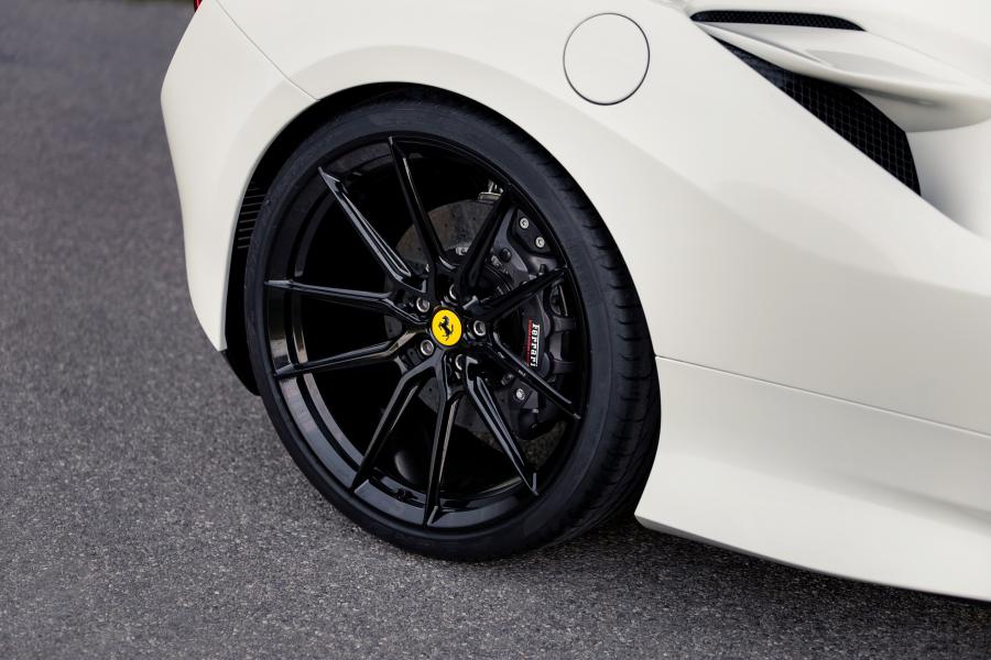 Колеса Ferrari F8 Tributo by Novitec Rosso on Vossen Wheels (NF9) 2020 года  (фото 12 из 14)